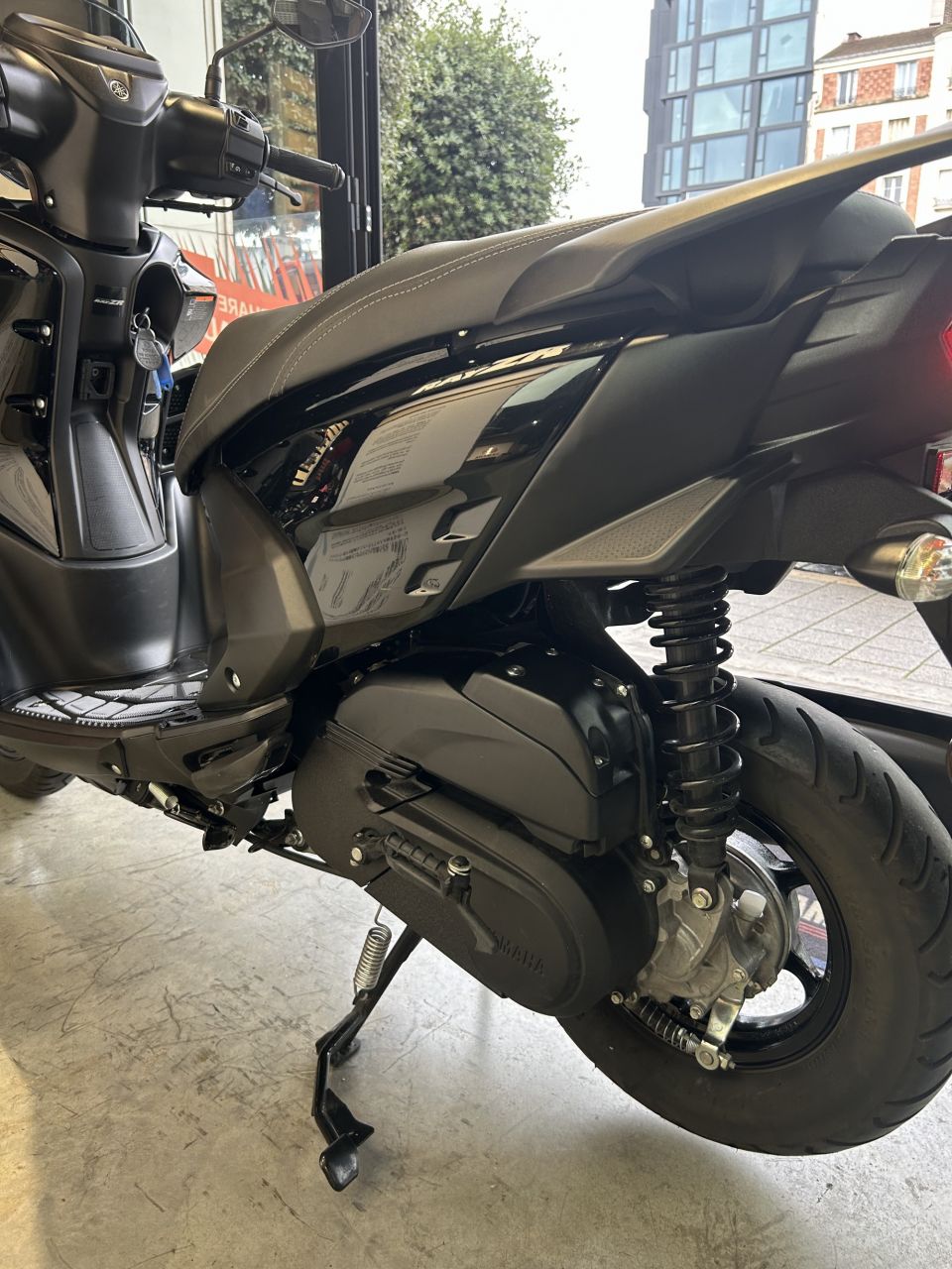 YAMAHA RayZR 125 3