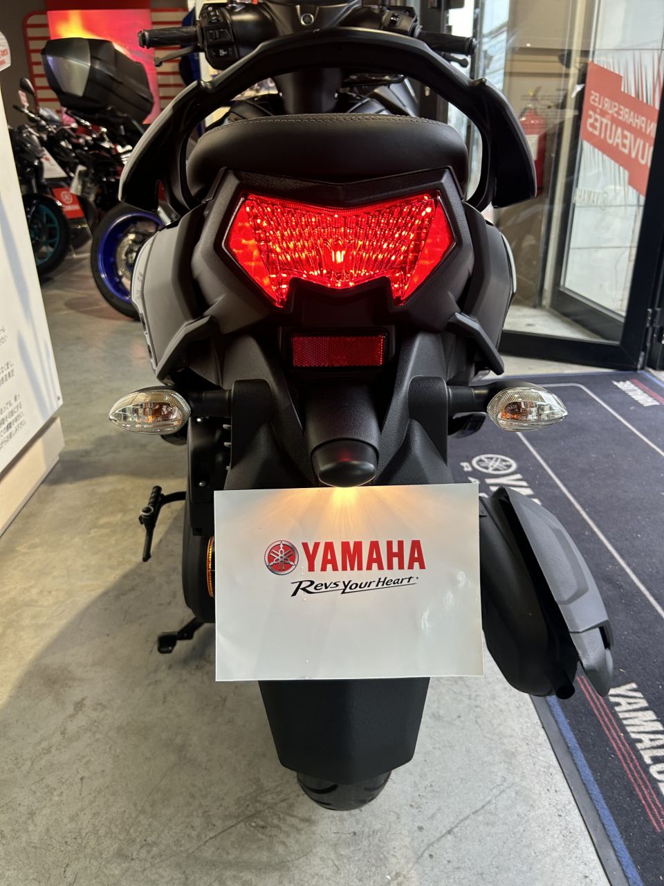 YAMAHA RayZR 125 7