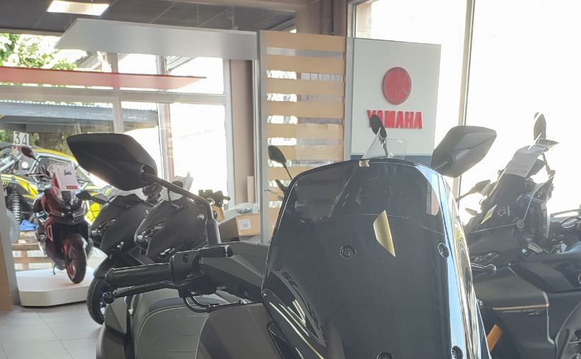 YAMAHA NMAX 125 9