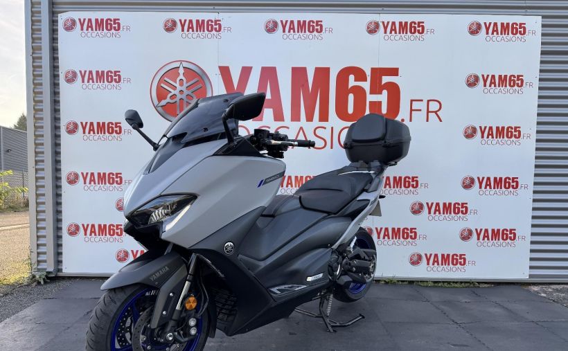 YAMAHA XP T-MAX 560 2