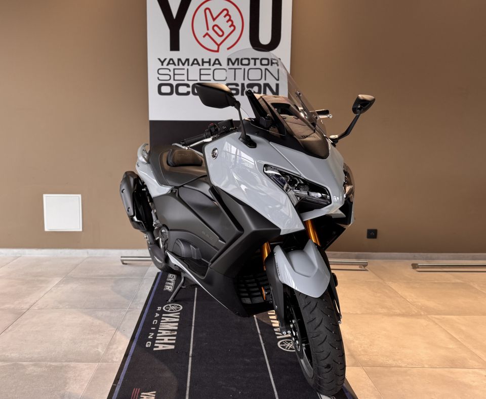 YAMAHA XP T-MAX 560 TECH MAX 2