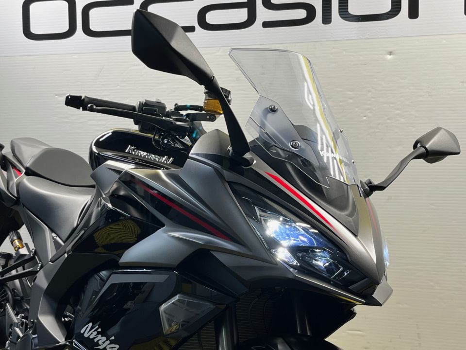 KAWASAKI NINJA 1100 SX SE 24