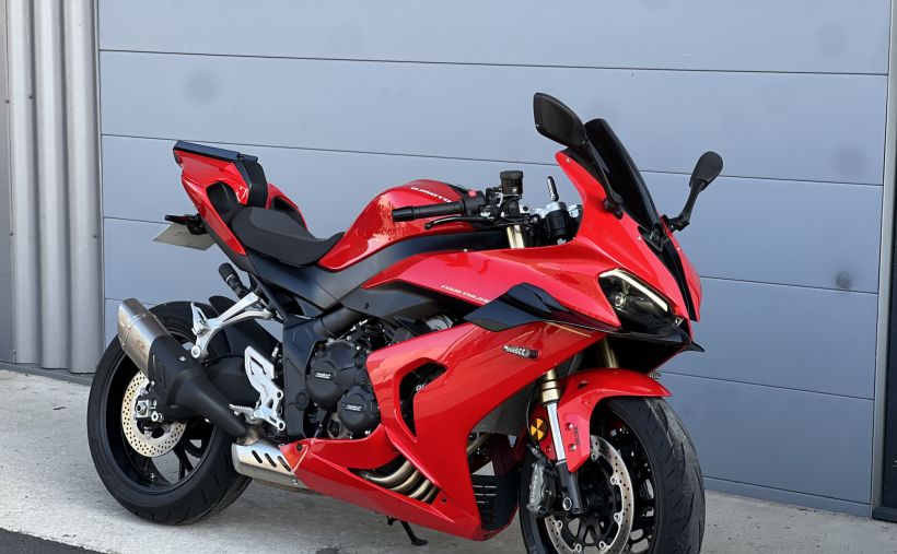 QJ MOTOR SRK 800 RR 1