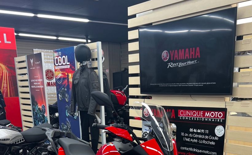 YAMAHA TRACER 7 1