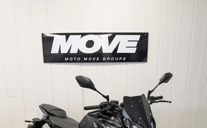 YAMAHA MT-07 1