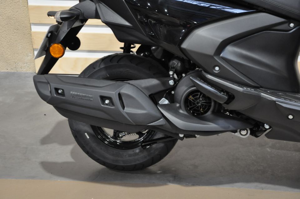 YAMAHA RayZR 125 2