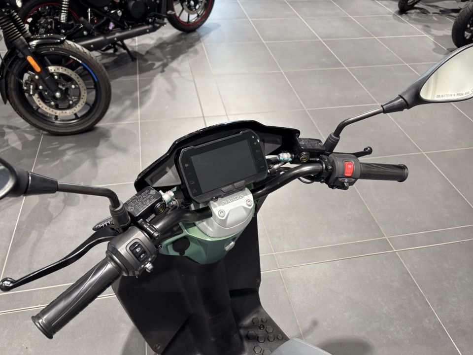 PIAGGIO 1 ACTIVE 10