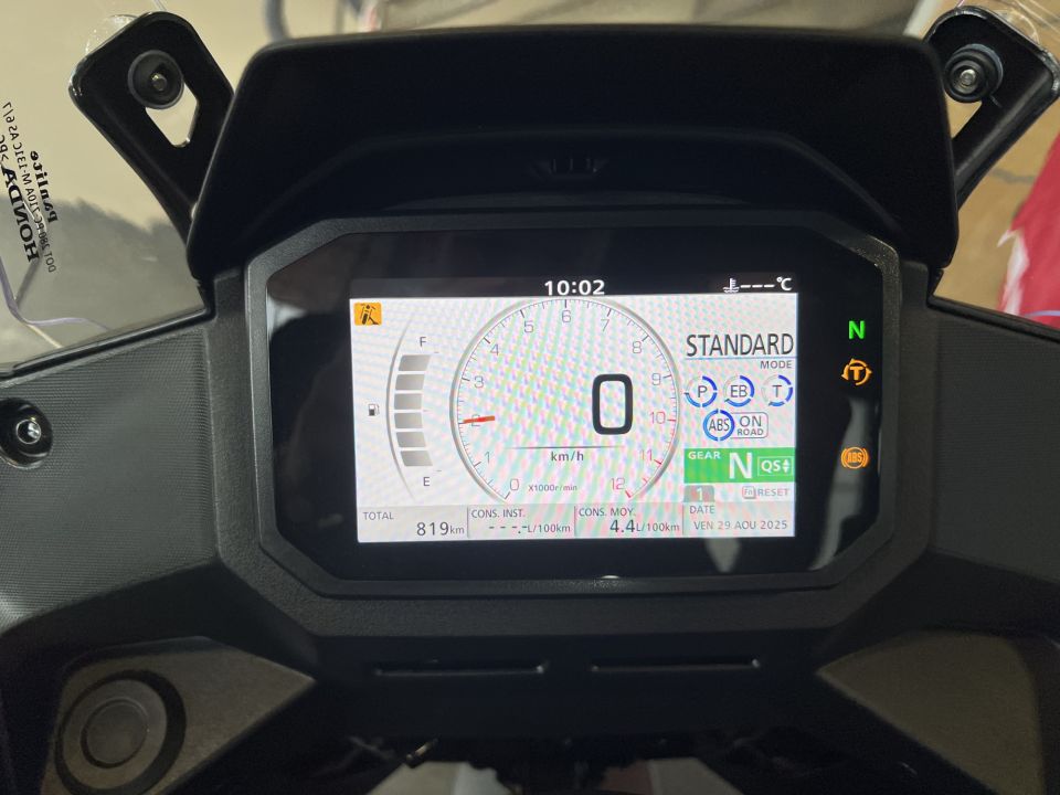 HONDA XL750 TRANSALP 24