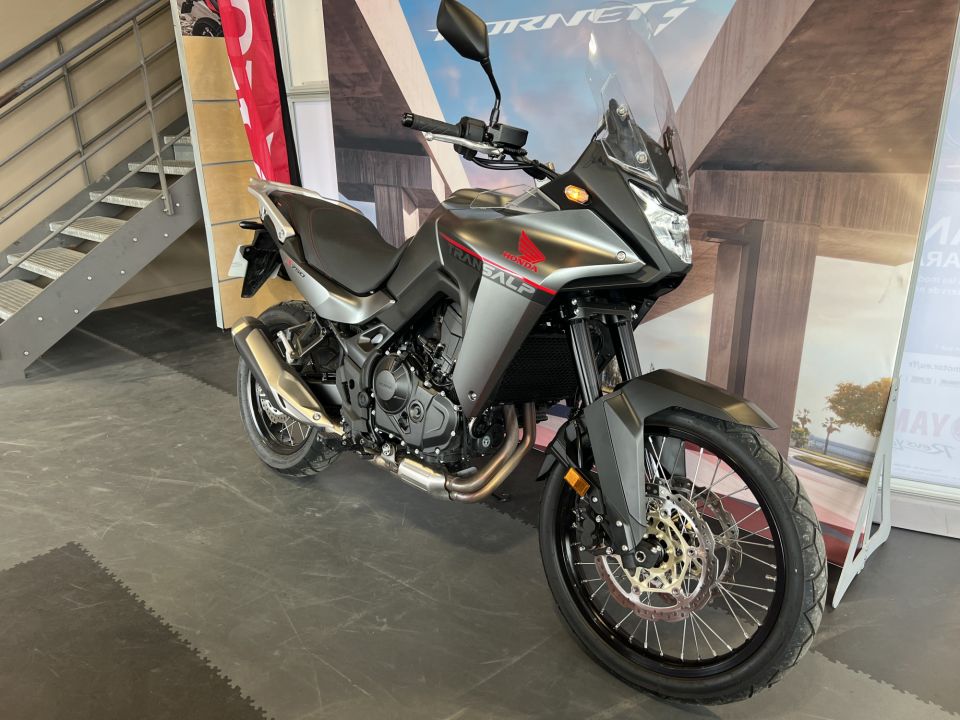 HONDA XL750 TRANSALP 8