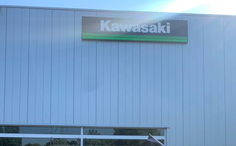 KAWASAKI GTR 1400 2