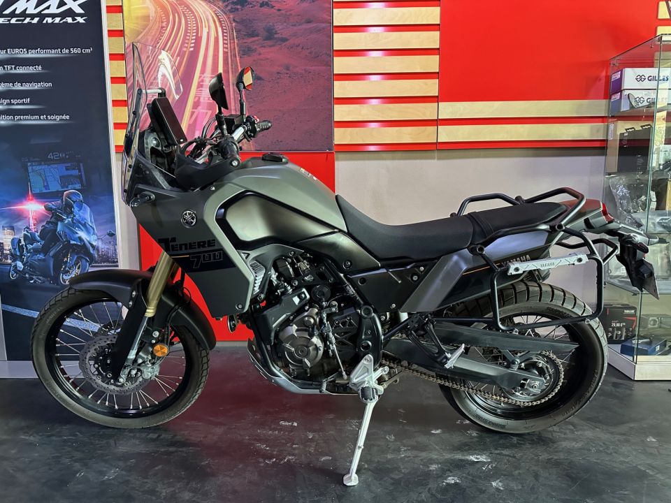 YAMAHA XTZ TENERE 700 1