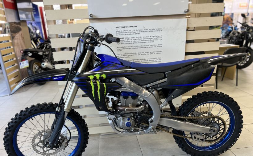 YAMAHA YZ250F MONSTER ENERGY 3