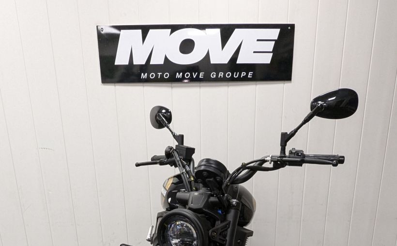 YAMAHA XSR 700 2