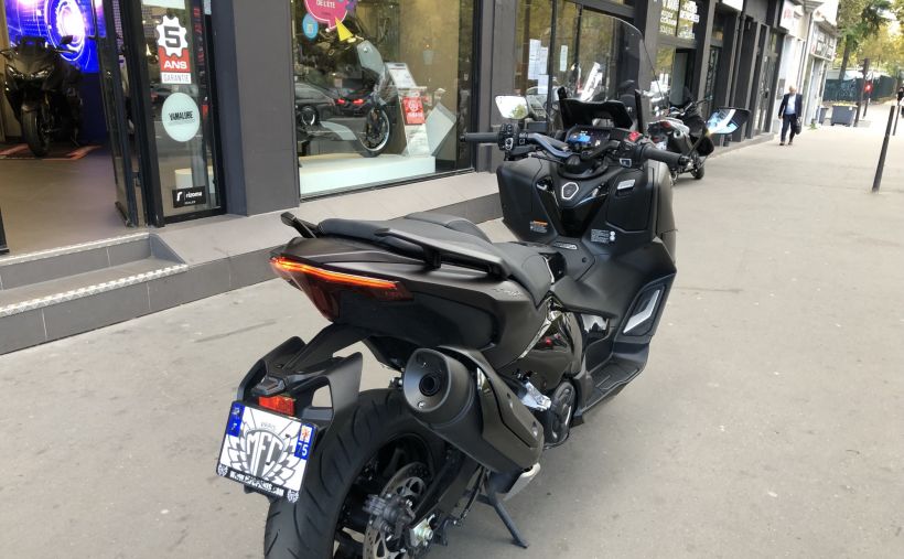 YAMAHA XP T-MAX 560 TECH MAX 10