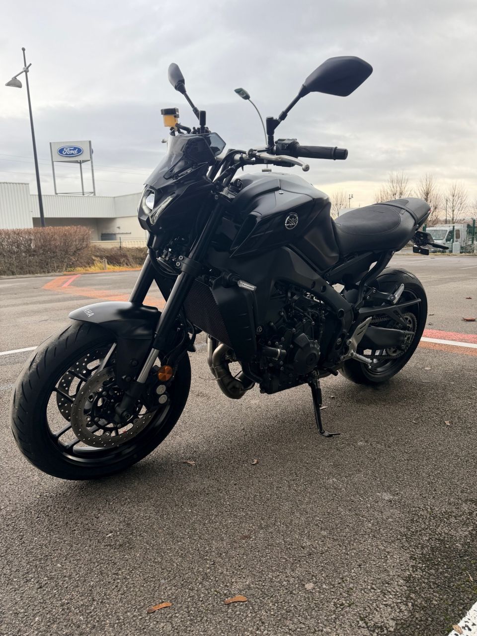 YAMAHA MT-09 18