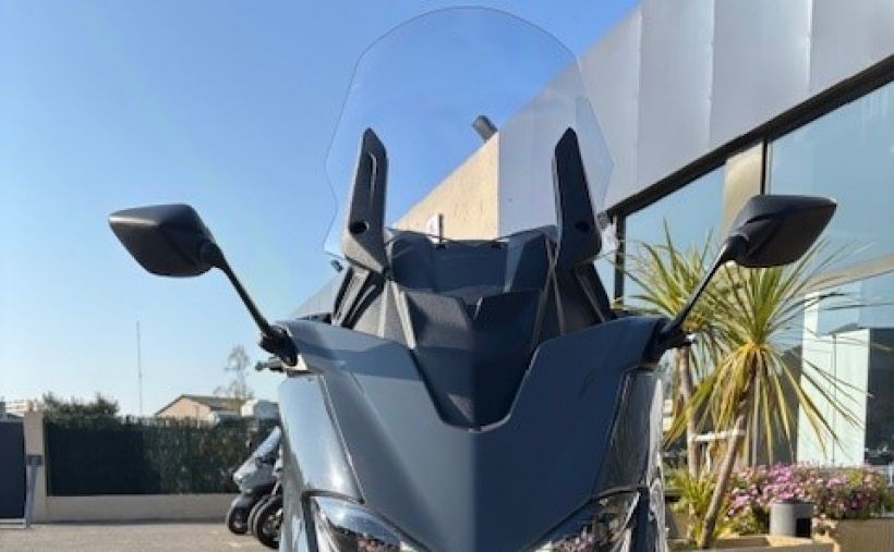 YAMAHA XP T-MAX 560 TECH MAX 1