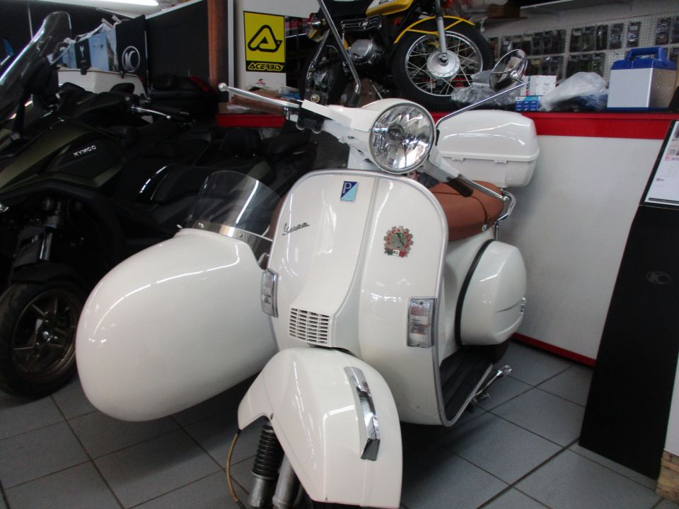 VESPA PX 125 SIDE CAR 10