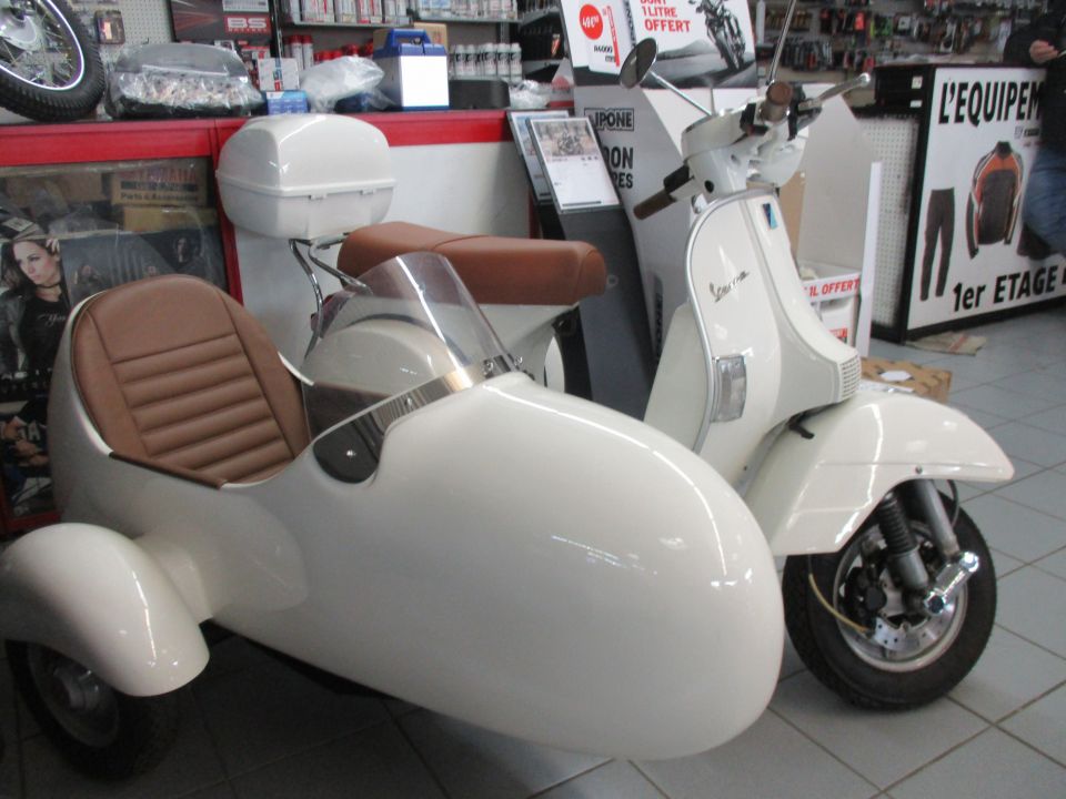 VESPA PX 125 SIDE CAR 40