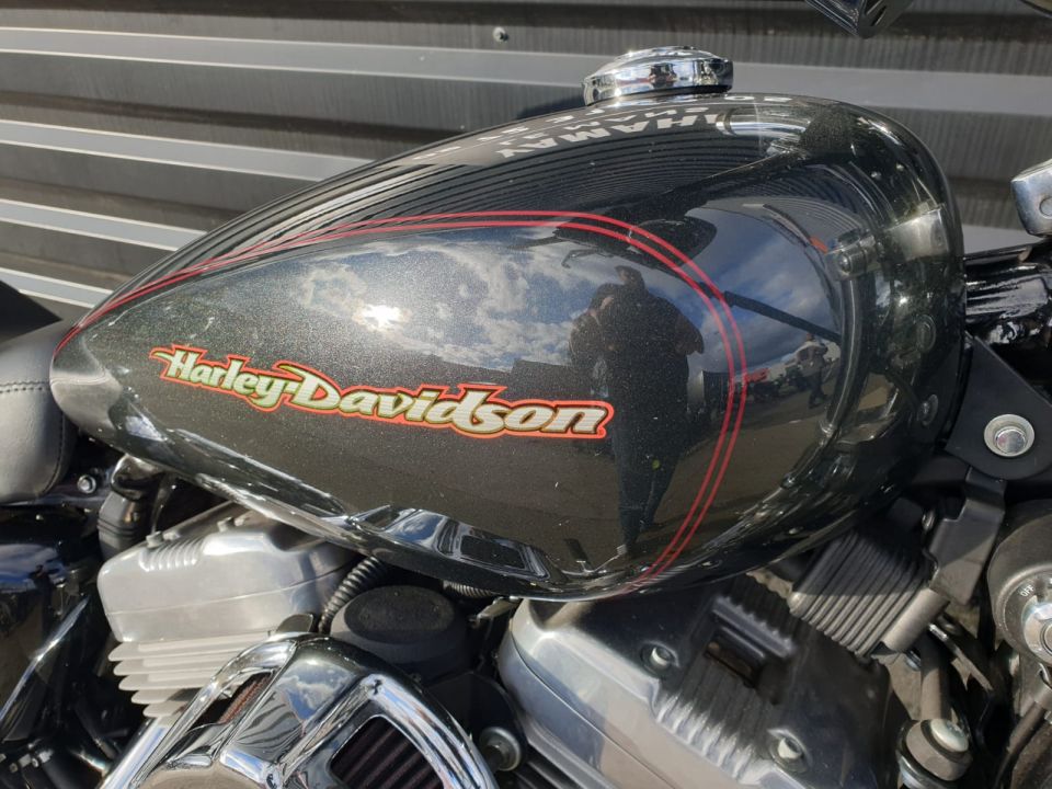 HARLEY-DAVIDSON SPORTSTER 883 5