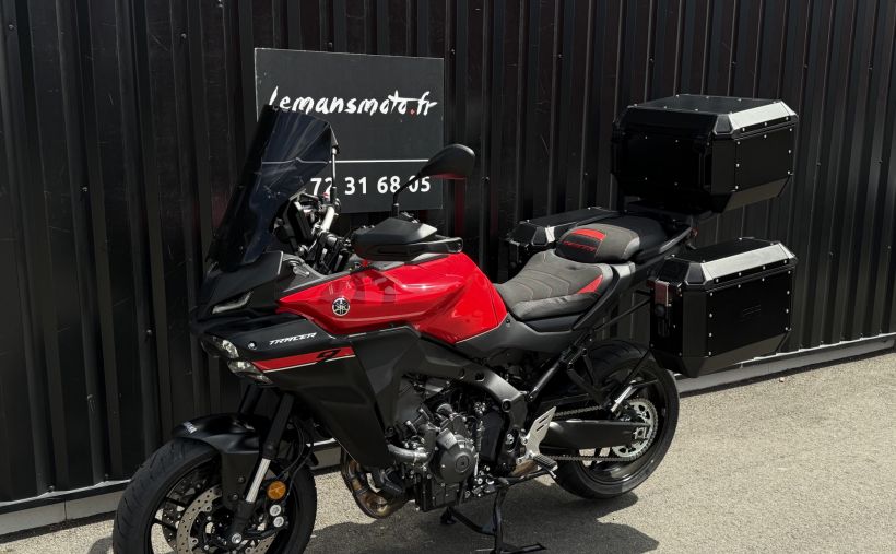 YAMAHA TRACER 9 4