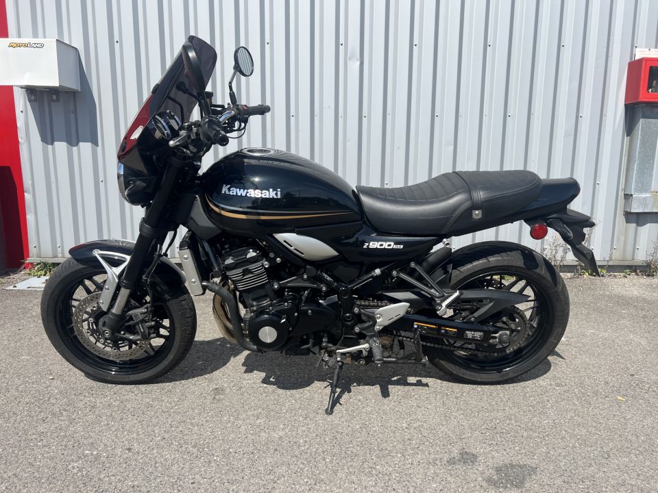 KAWASAKI Z900RS 12