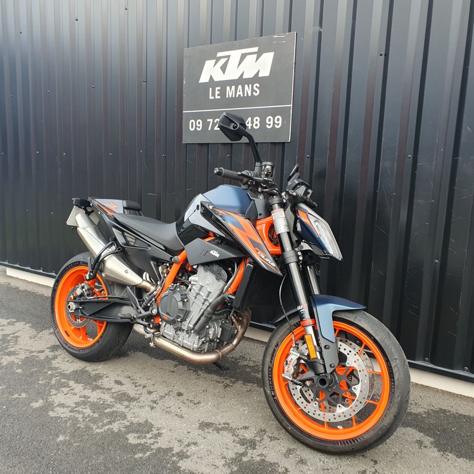 KTM 890 DUKE R 15