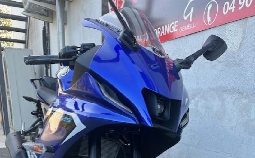 YAMAHA YZF-R 125 1