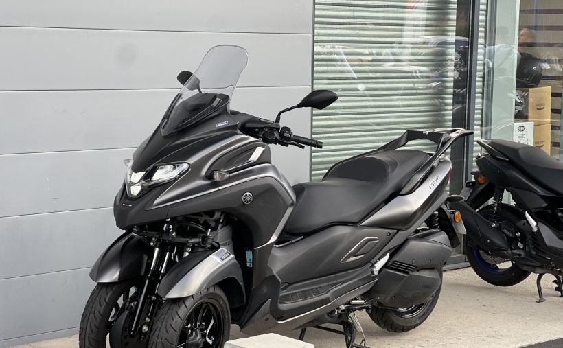 YAMAHA TRICITY 300 4