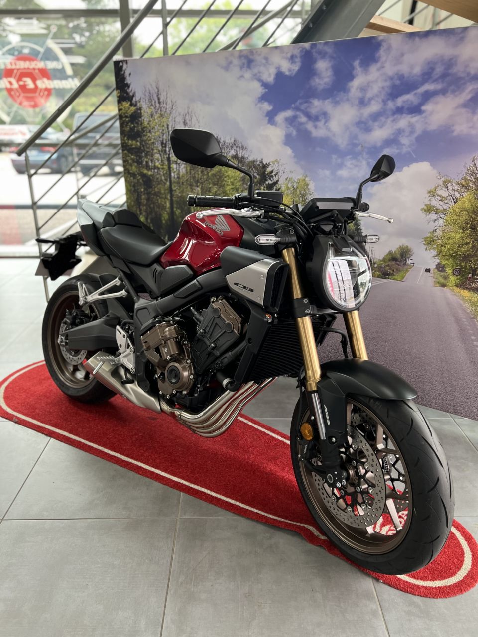 HONDA CB650R Neo Sports Café 4