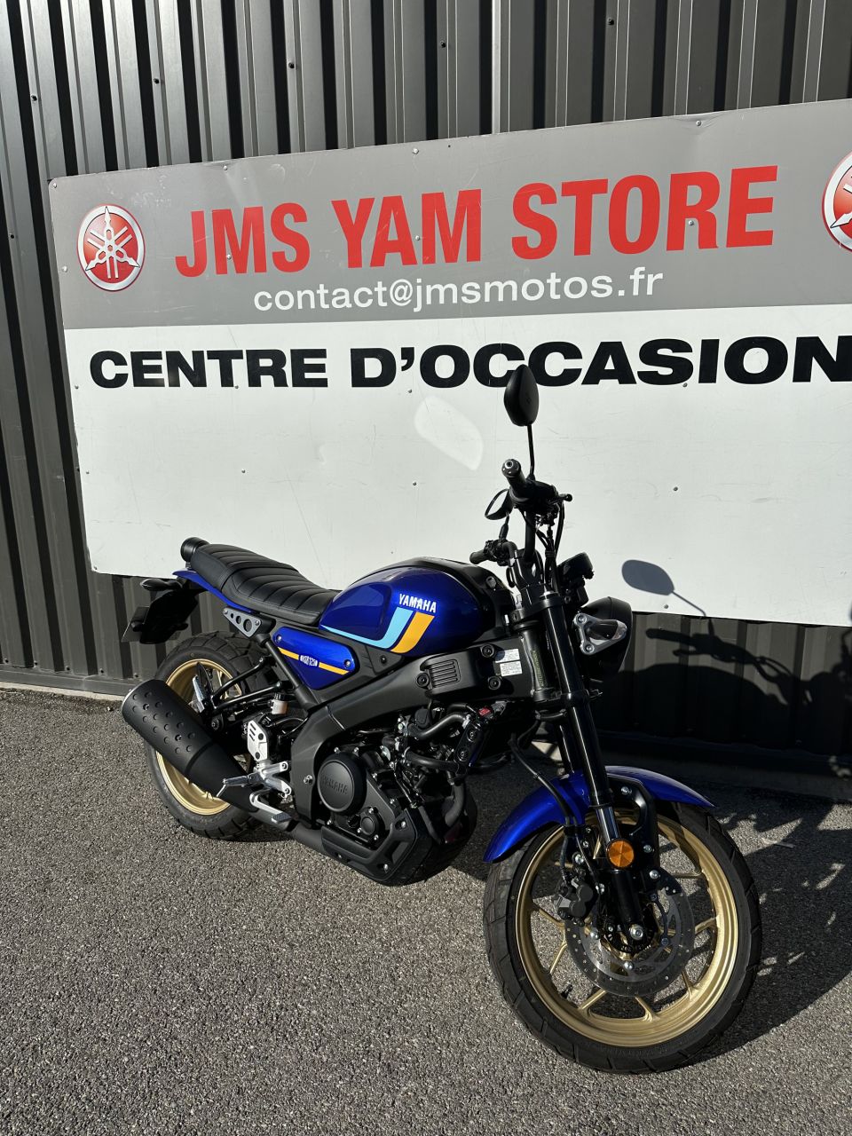 YAMAHA XSR 125 4