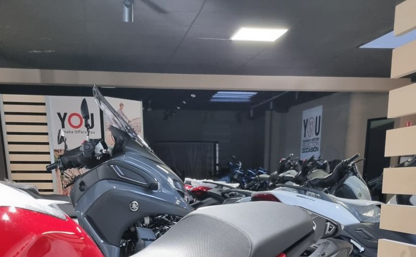 YAMAHA TRACER 7 5