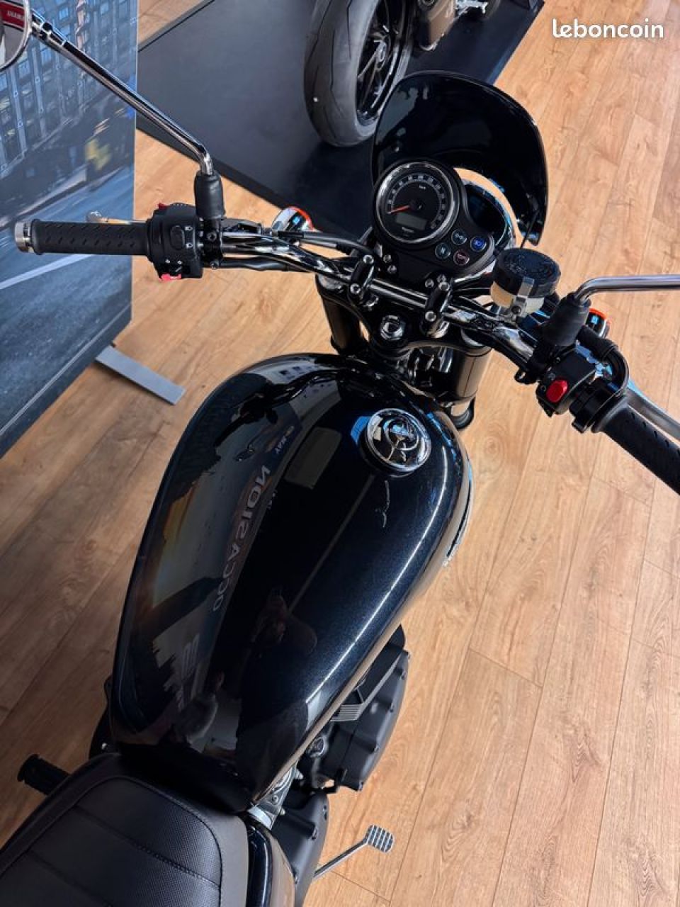 TRIUMPH BONNEVILLE 865 T100 2