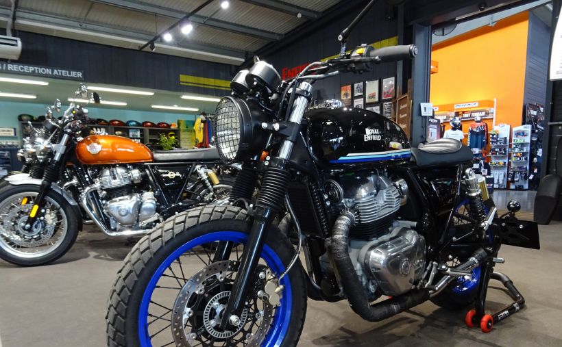 ROYAL ENFIELD INTERCEPTOR 1