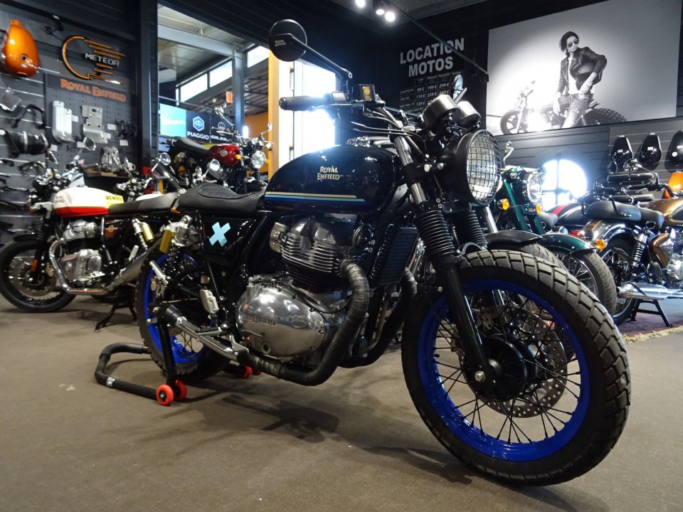 ROYAL ENFIELD INTERCEPTOR 8