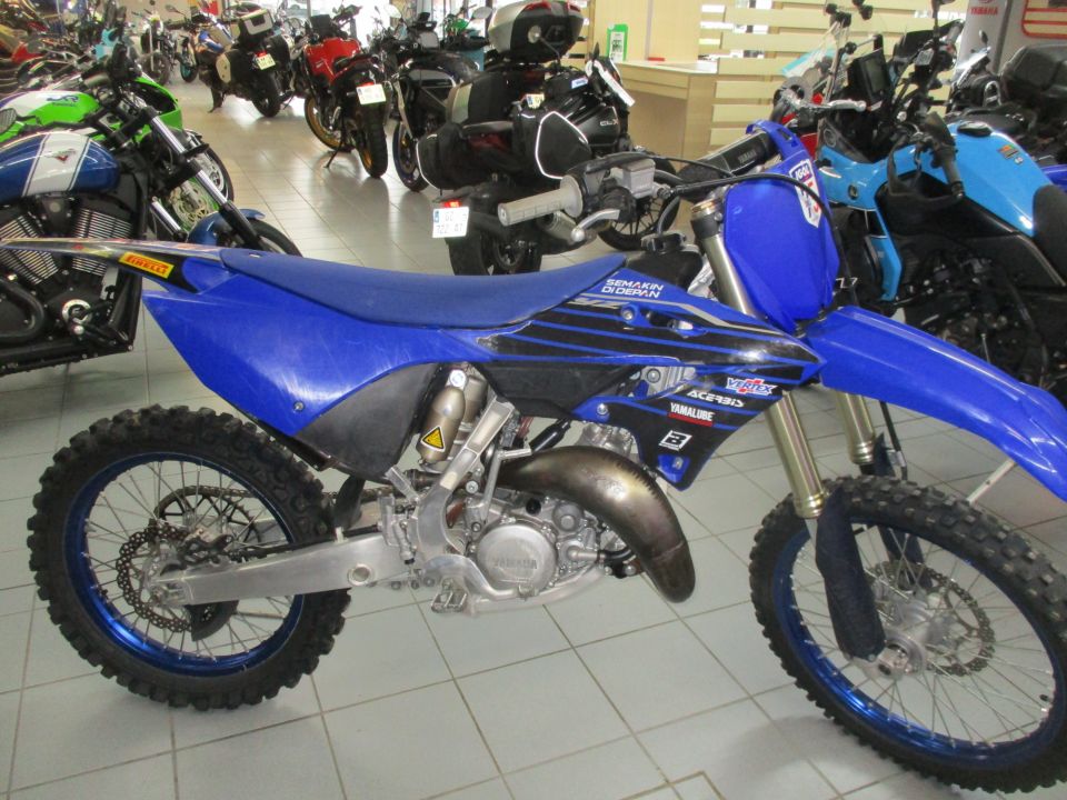 YAMAHA YZ 125 10