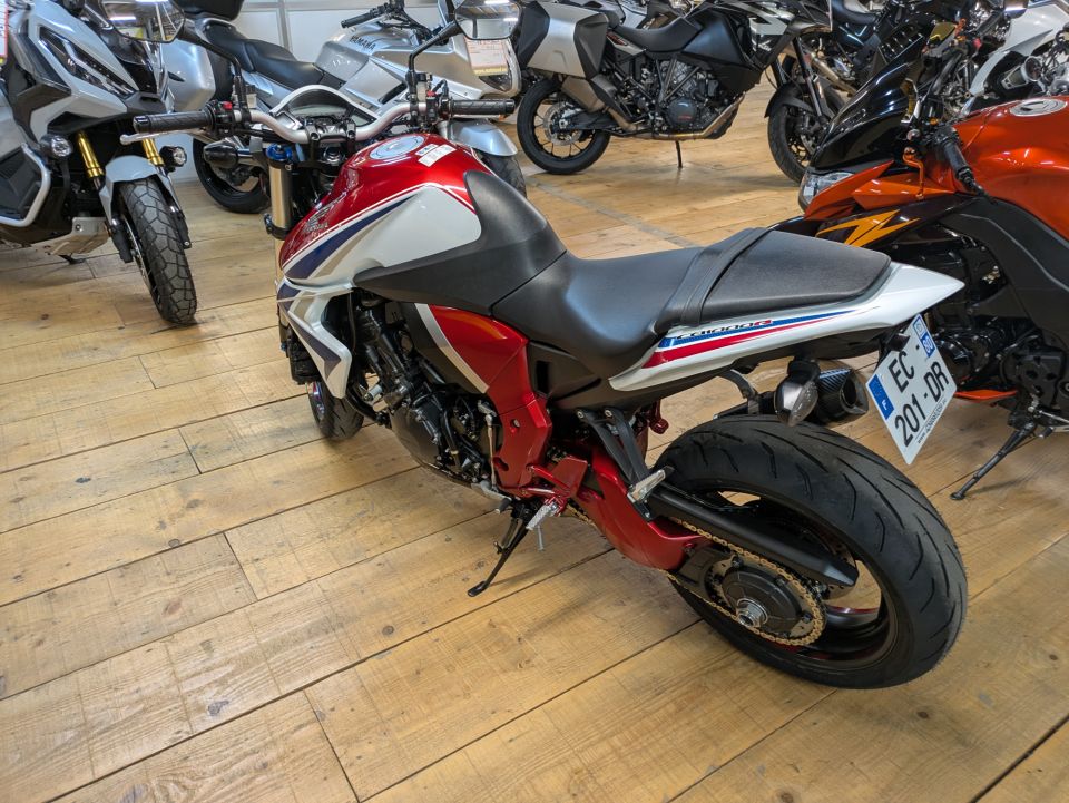 HONDA CB 1000 R 10