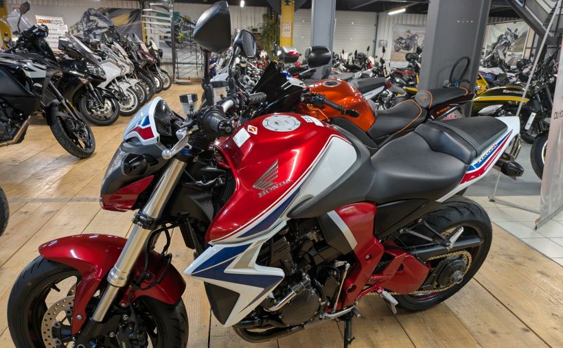 HONDA CB 1000 R 8