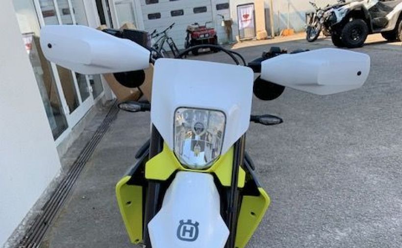 HUSQVARNA 701 SUPERMOTO 0