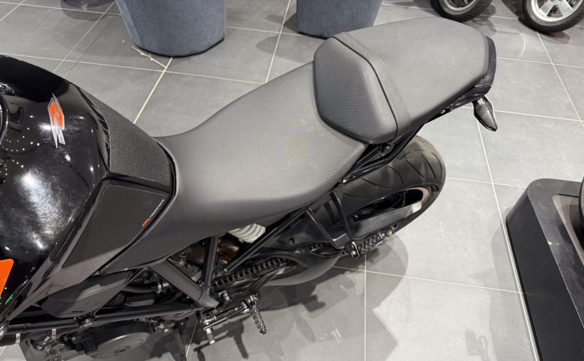KTM 1290 SUPER DUKE R 3