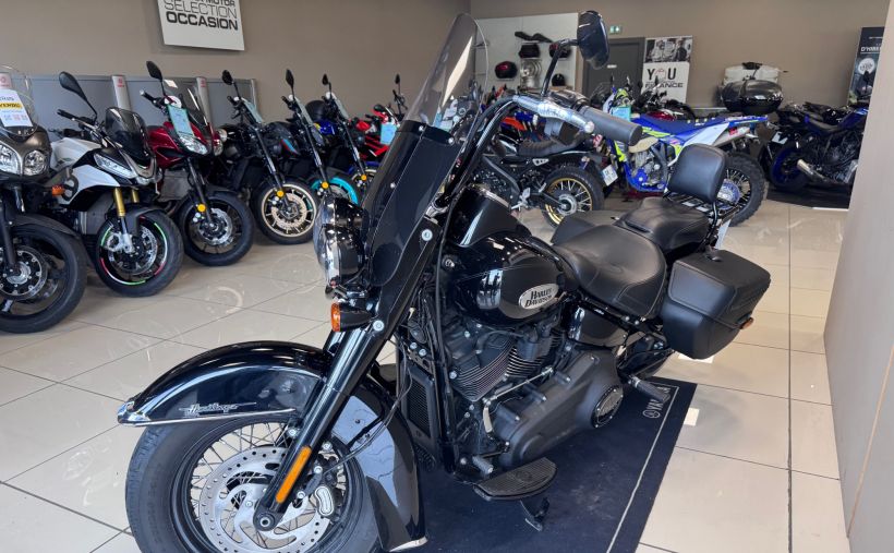 HARLEY-DAVIDSON SOFTAIL HERITAGE 1870 CLASSIC FLHC 114 2