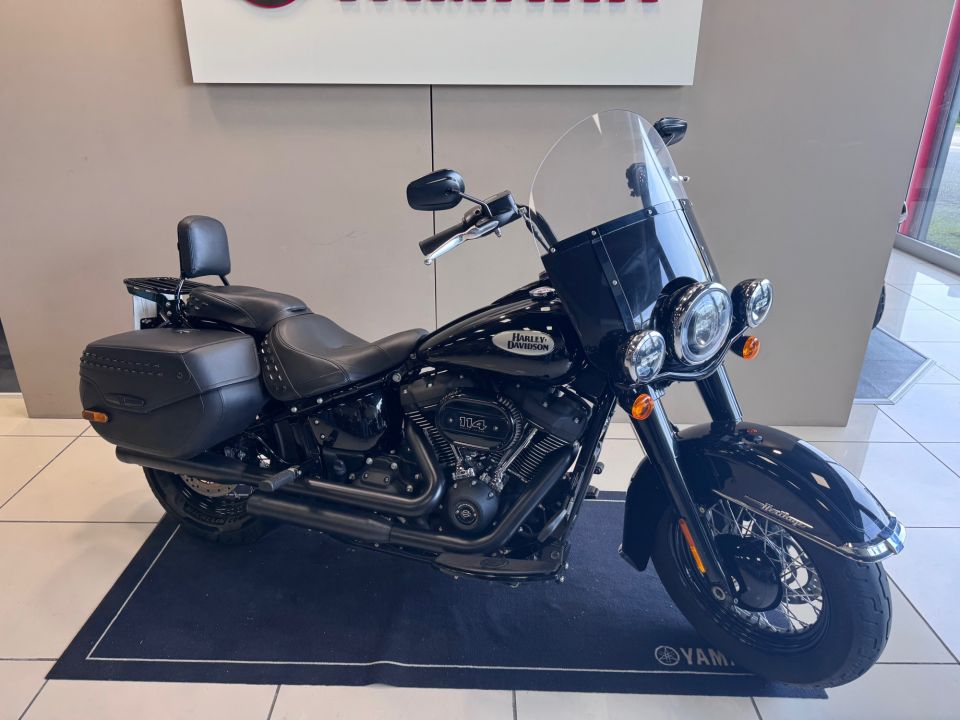 HARLEY-DAVIDSON SOFTAIL HERITAGE 1870 CLASSIC FLHC 114 8