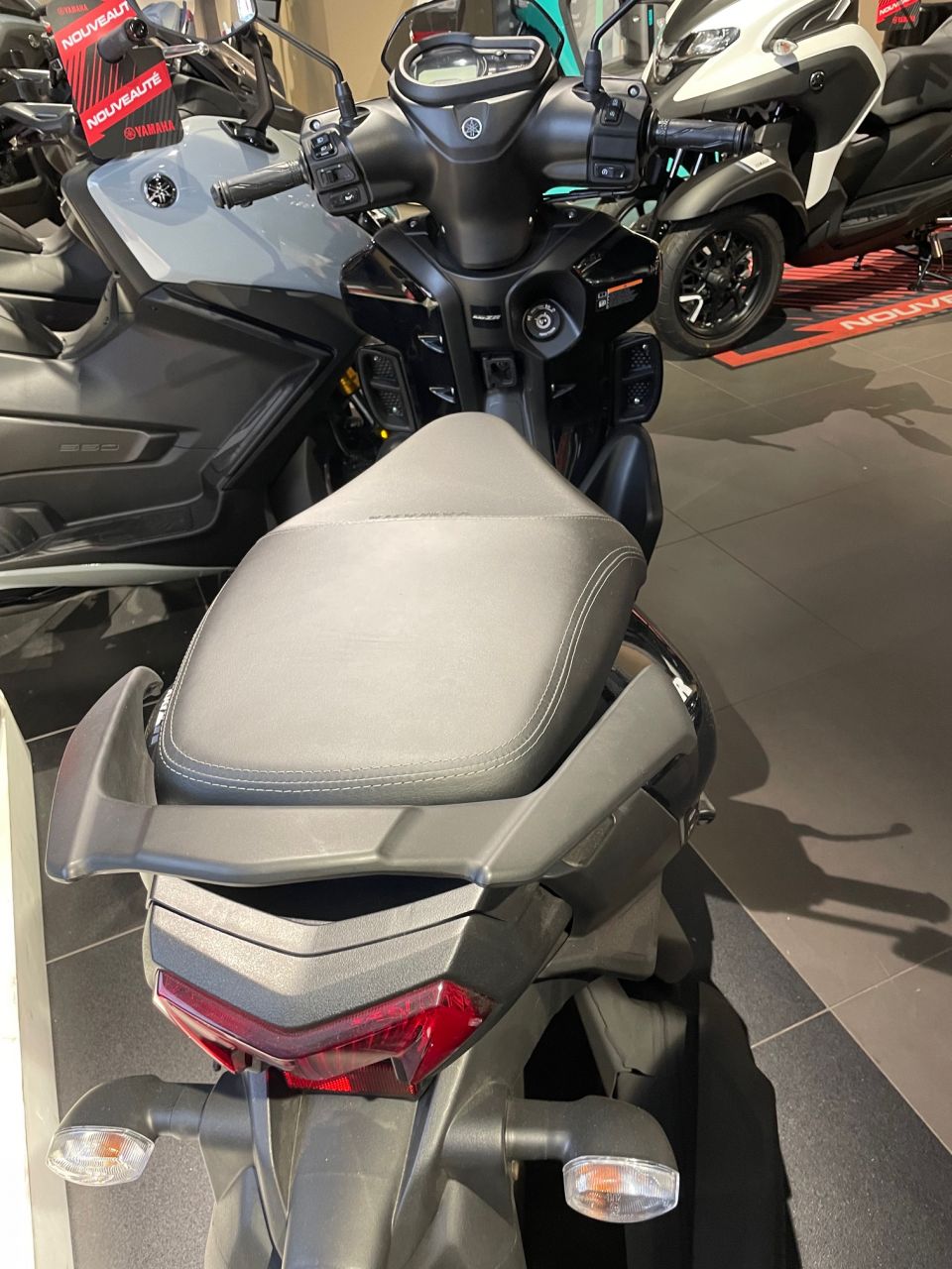 YAMAHA RayZR 125 2