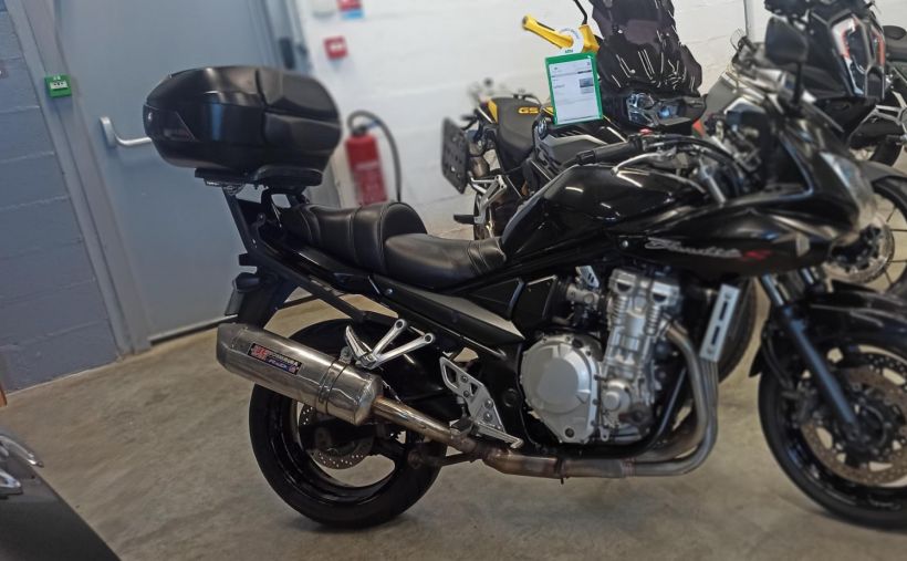 SUZUKI GSF 650 N BANDIT 10