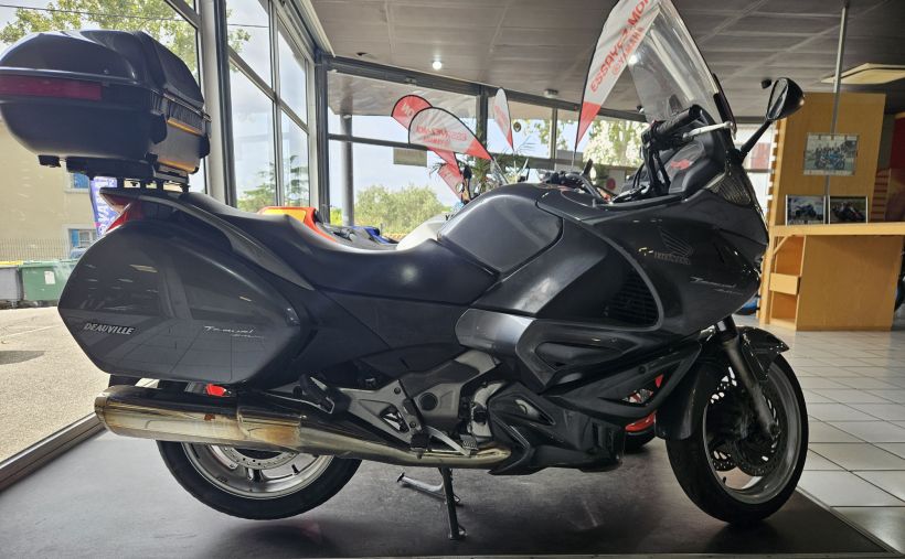 HONDA NT DEAUVILLE 650 1