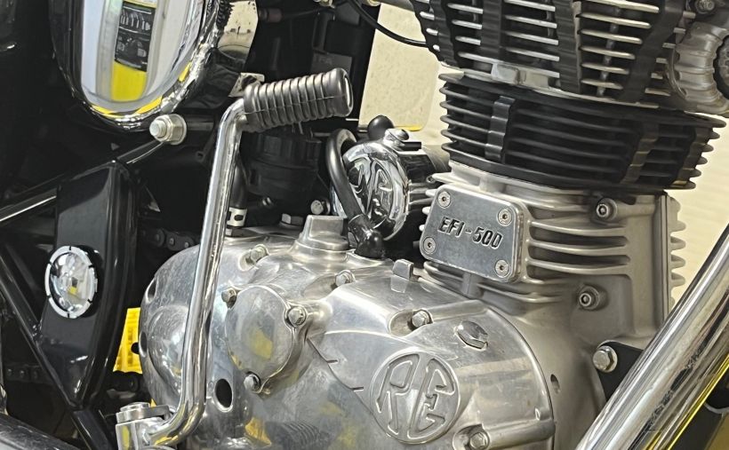 ROYAL ENFIELD CLASSIC CHROME 11