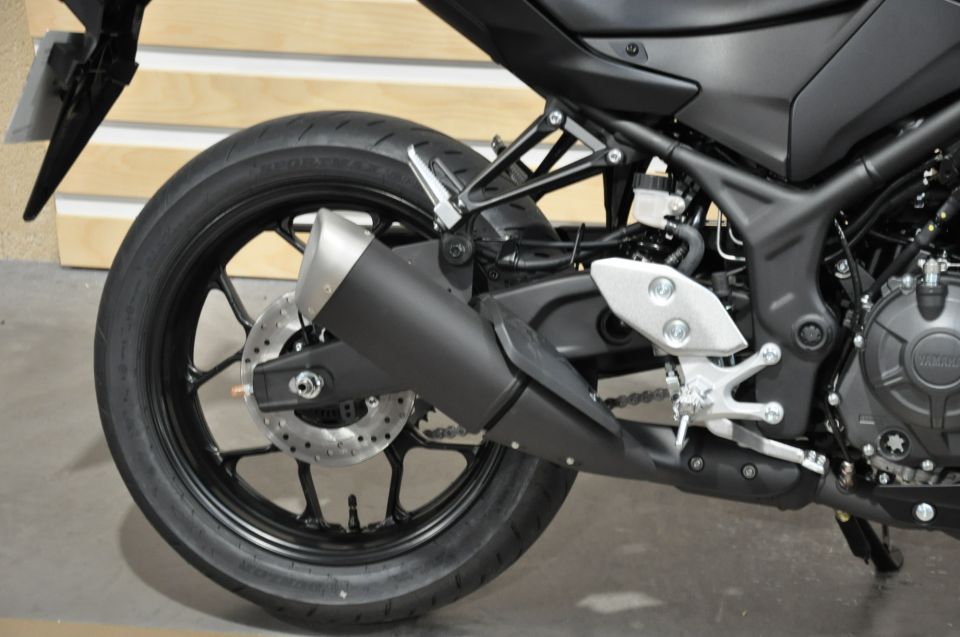 YAMAHA MT-03 300 3