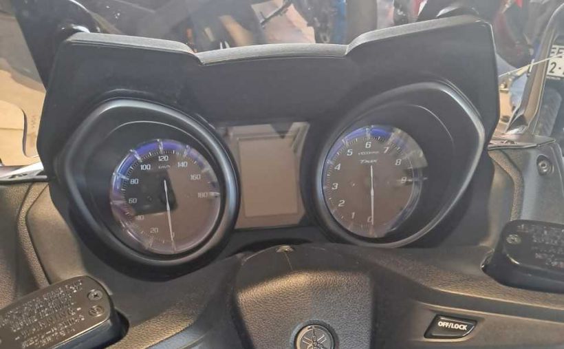YAMAHA XP T-MAX 560 TECH MAX 1
