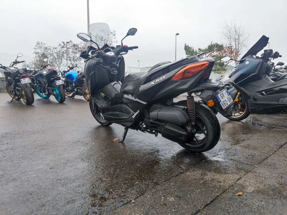 YAMAHA XMAX 125 TECH MAX 2