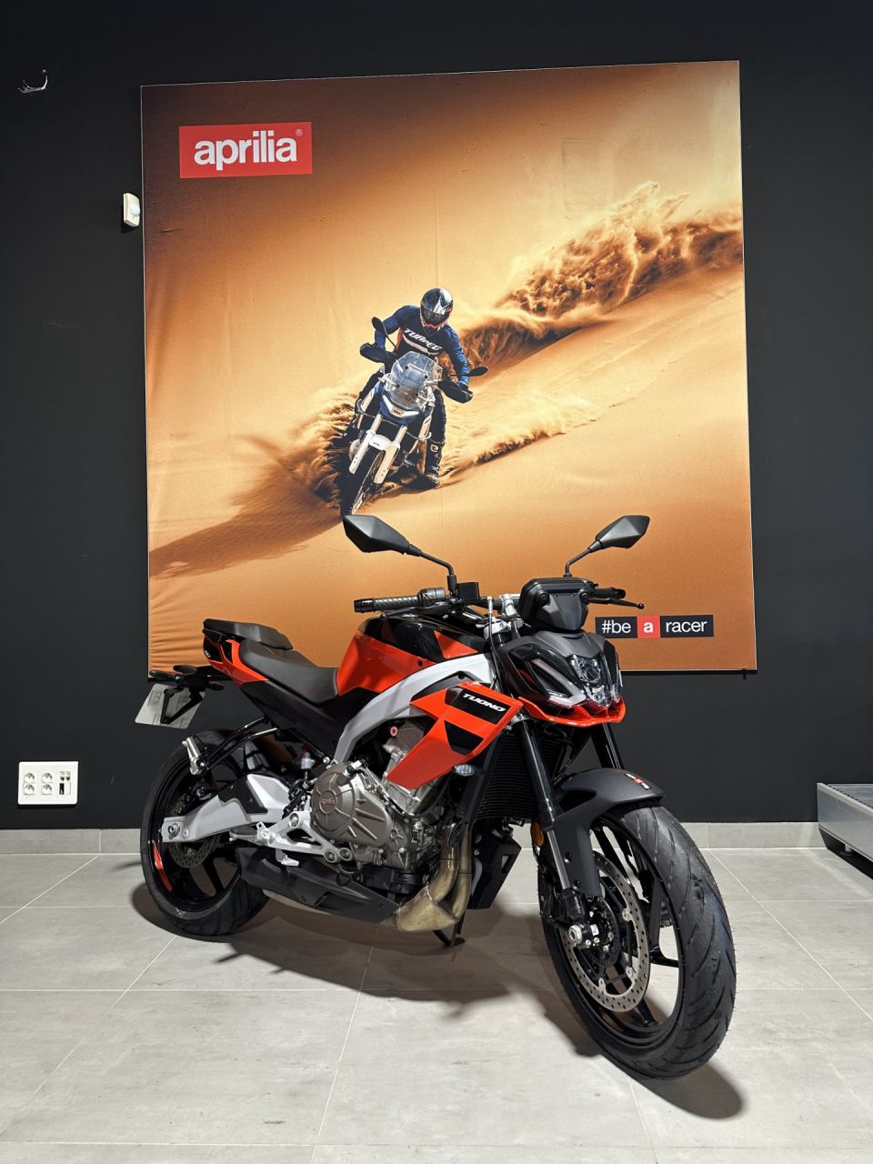 APRILIA TUONO 457 13