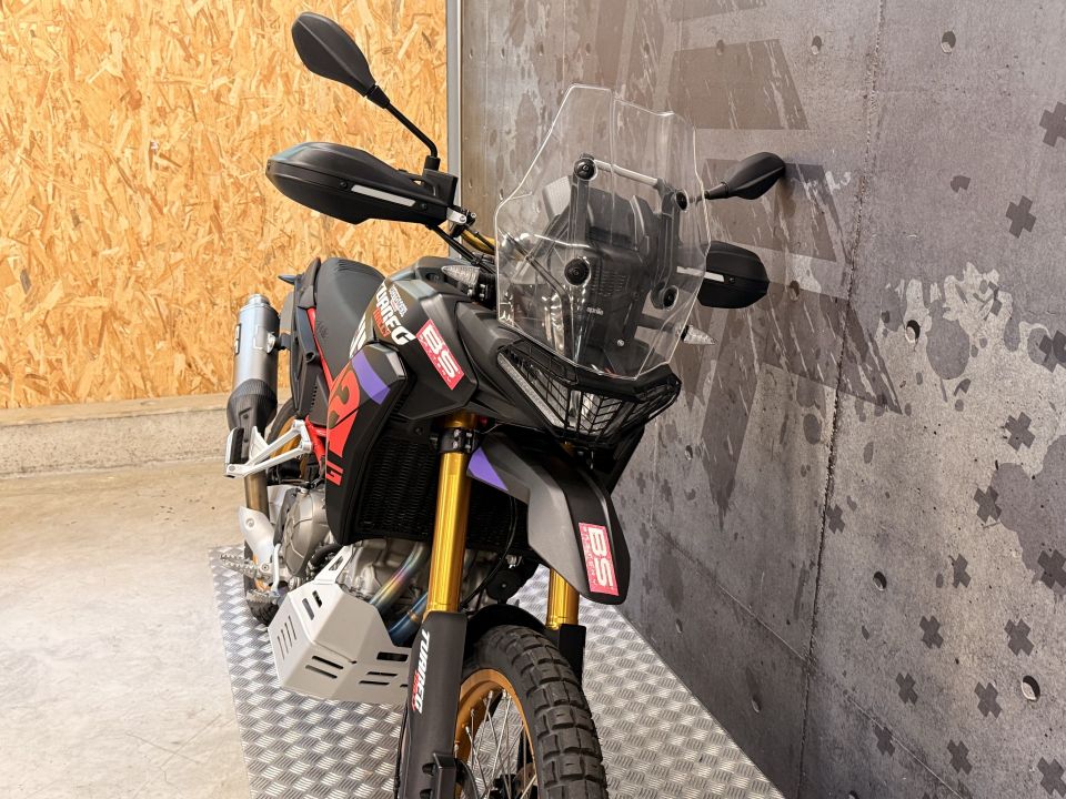 APRILIA TUAREG 660 9